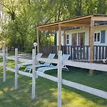 Mon En Camargue Casa de Férias *